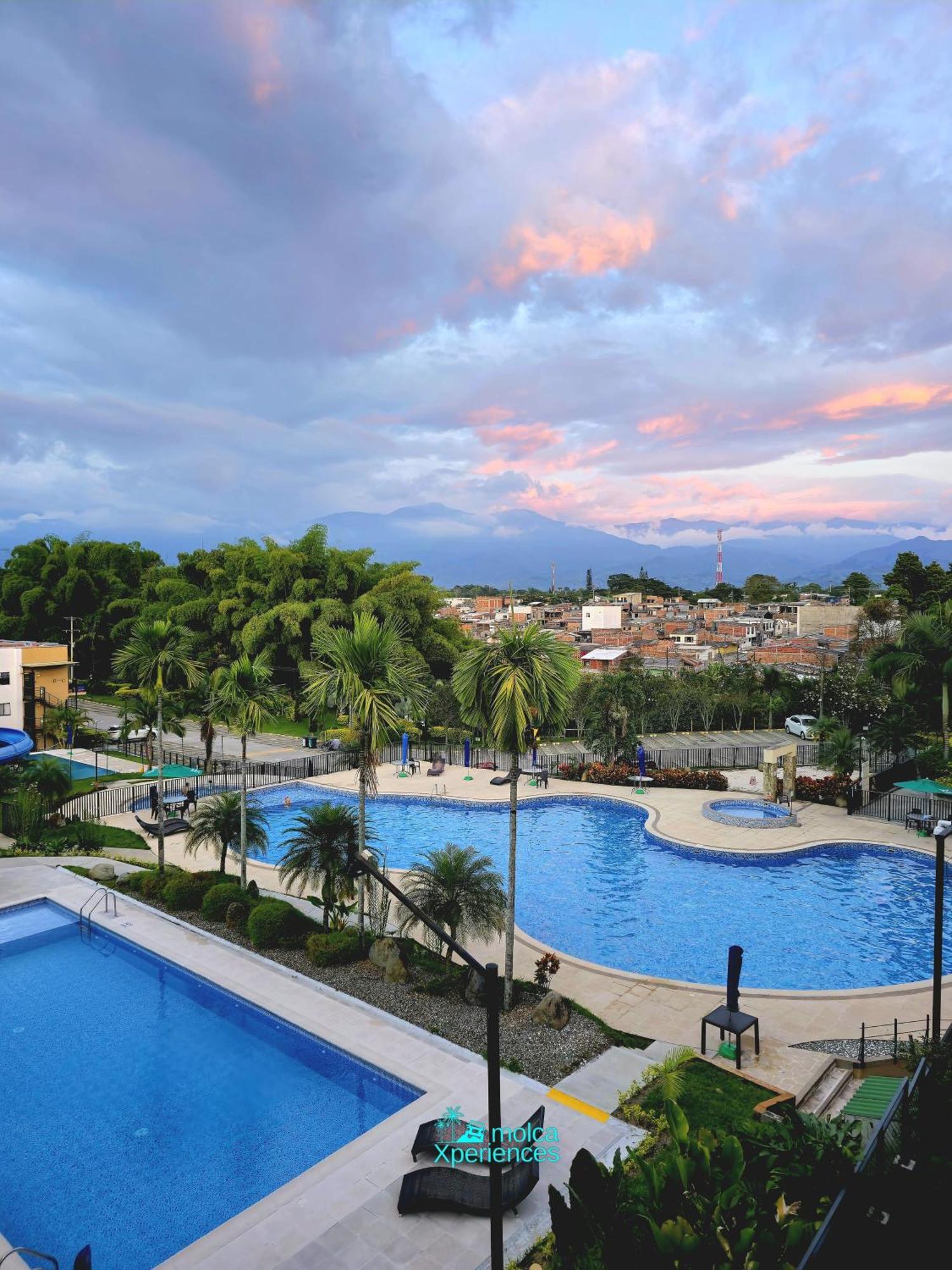 Apartamento Privado Vacacional A 5M Del Aeropuerto, 20 Minutos Del Parque Del Cafe Y Centro De Armenia Con 4 Piscinas, 3 Jacuzzi, Sauna By Molca Xperiences 3H Zewnętrze zdjęcie