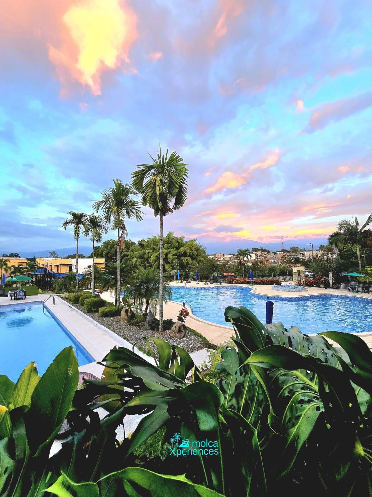 Apartamento Privado Vacacional A 5M Del Aeropuerto, 20 Minutos Del Parque Del Cafe Y Centro De Armenia Con 4 Piscinas, 3 Jacuzzi, Sauna By Molca Xperiences 3H Zewnętrze zdjęcie